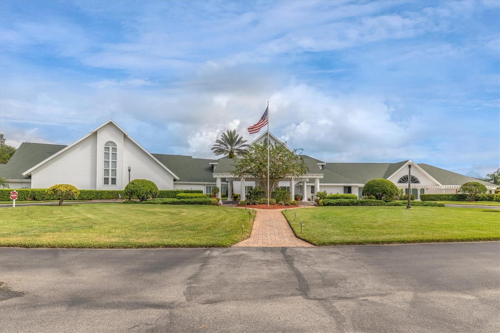 1553 MORNING ROSE PL