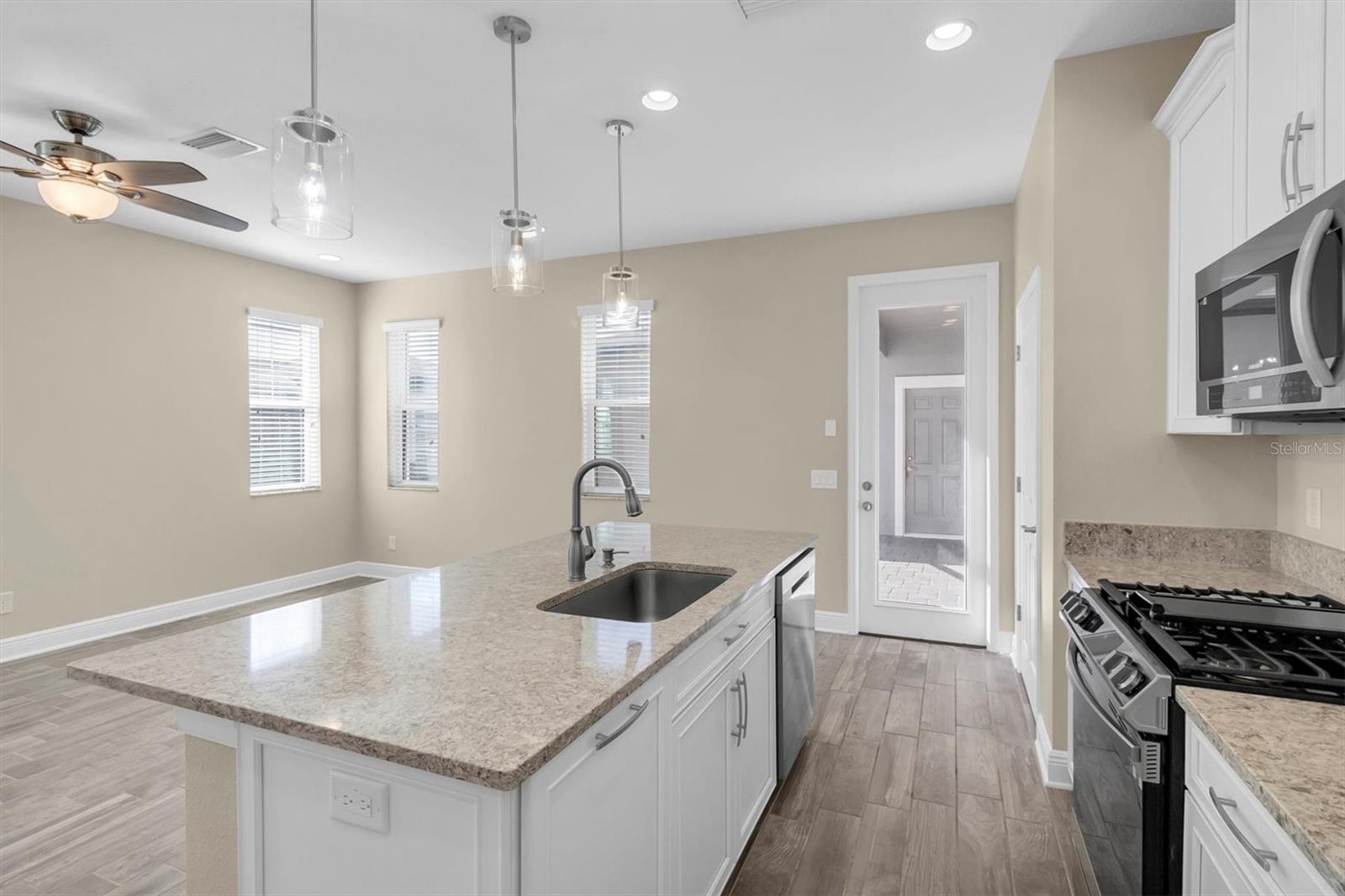 12580 RANGELAND BLVD