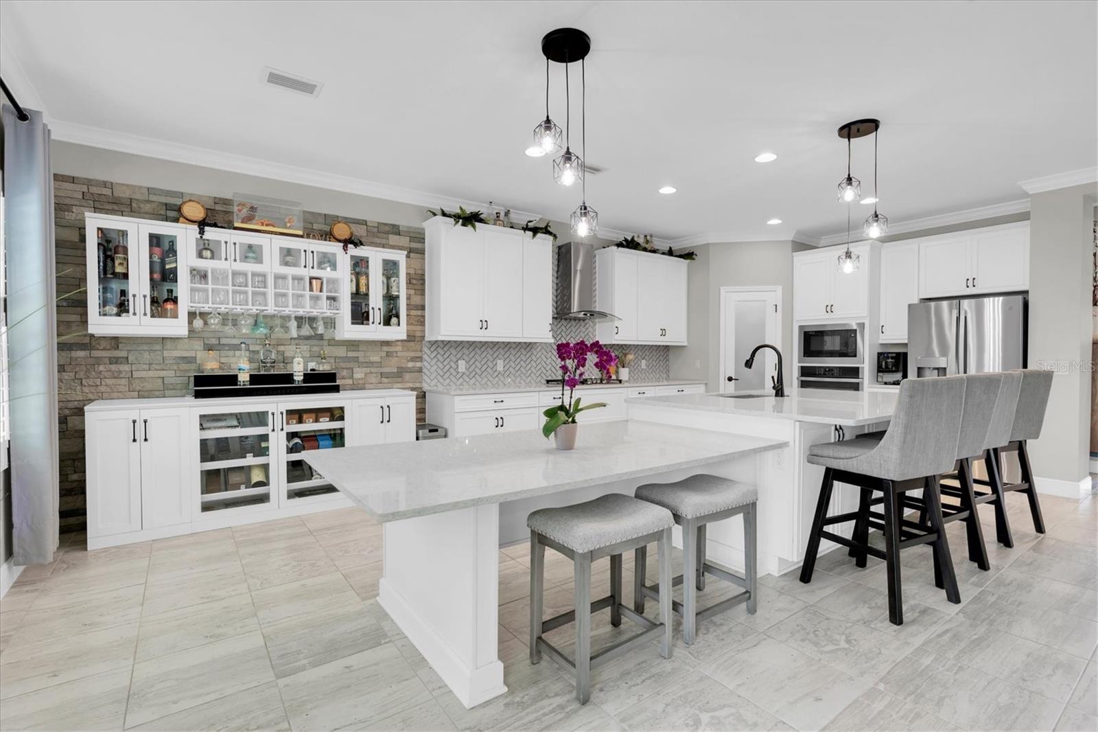 3820 WOODS RIDER LOOP