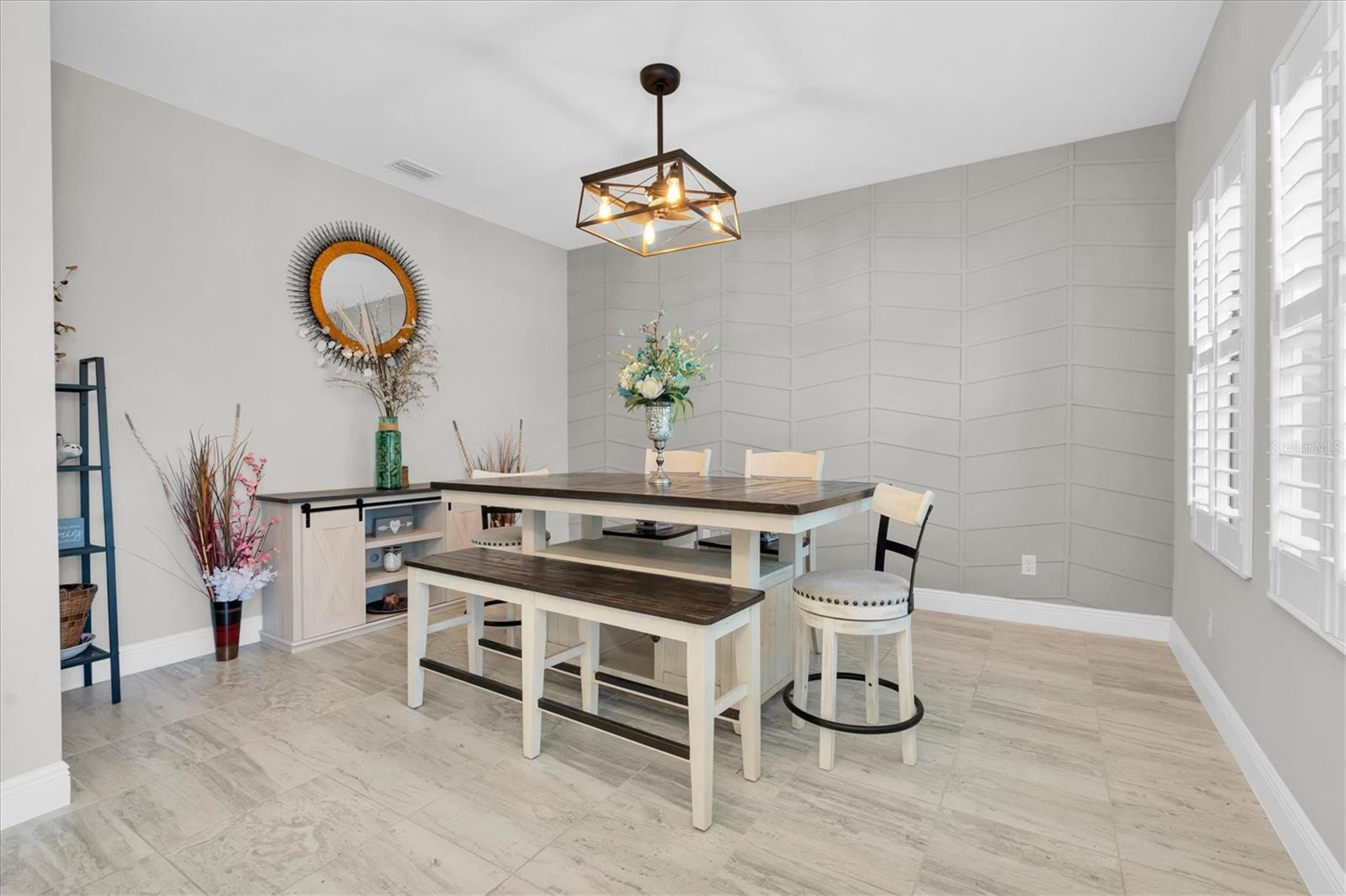 3820 WOODS RIDER LOOP