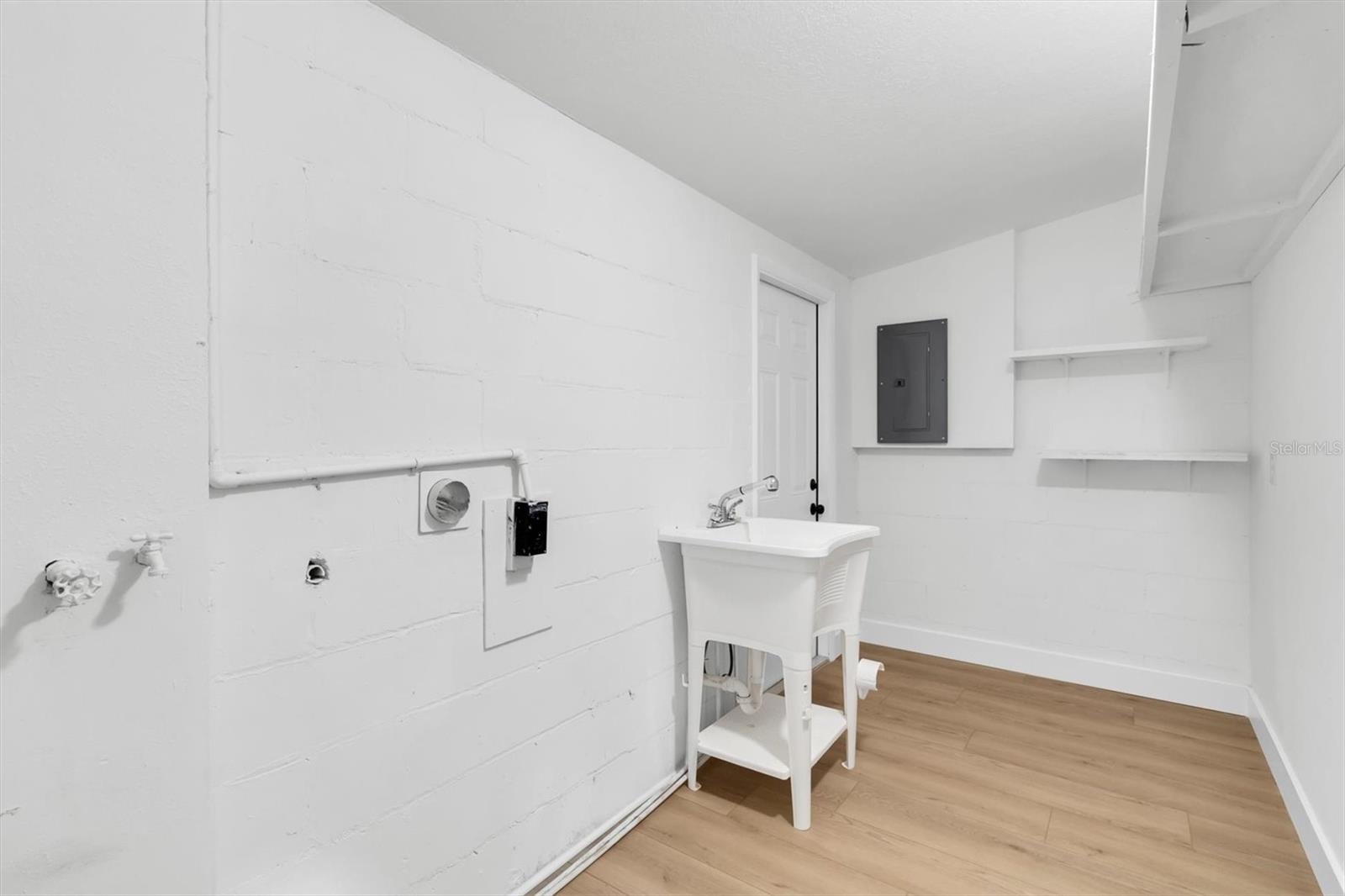 9145 OSCEOLA DR