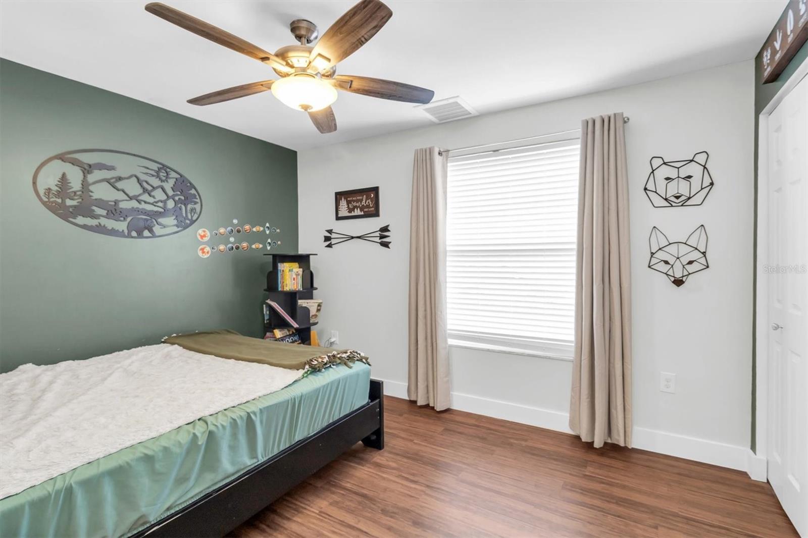 3117 LENWOOD DR