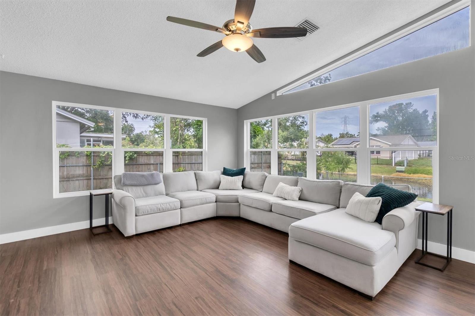 3117 LENWOOD DR