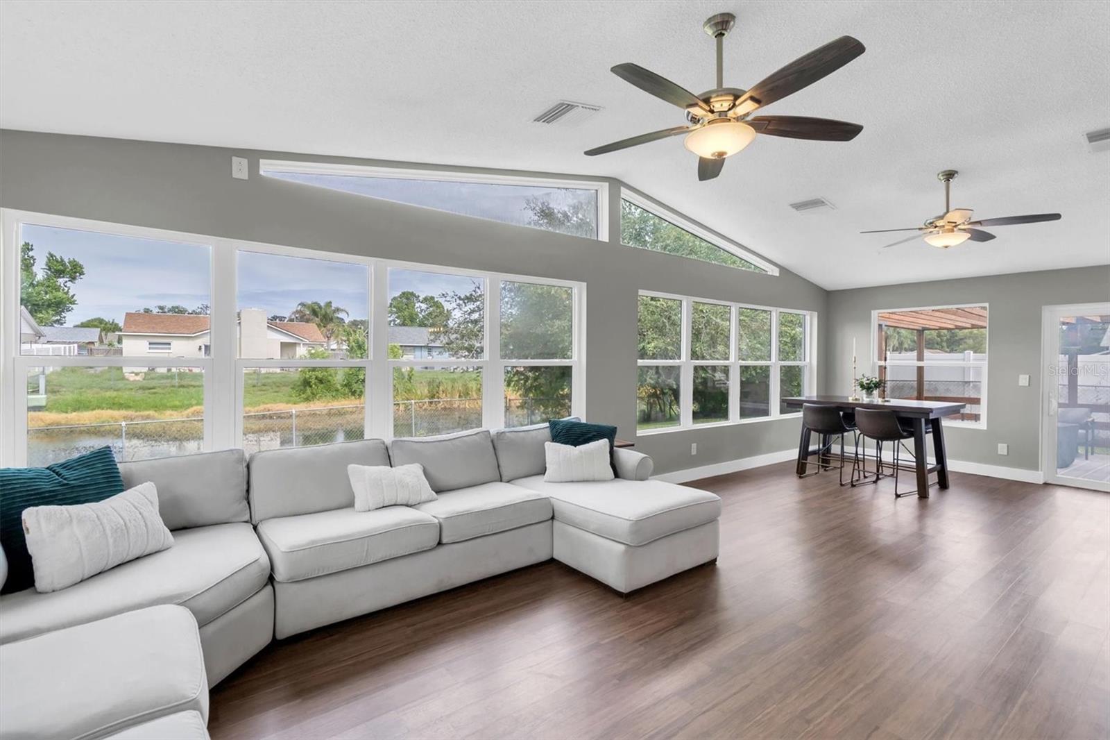 3117 LENWOOD DR