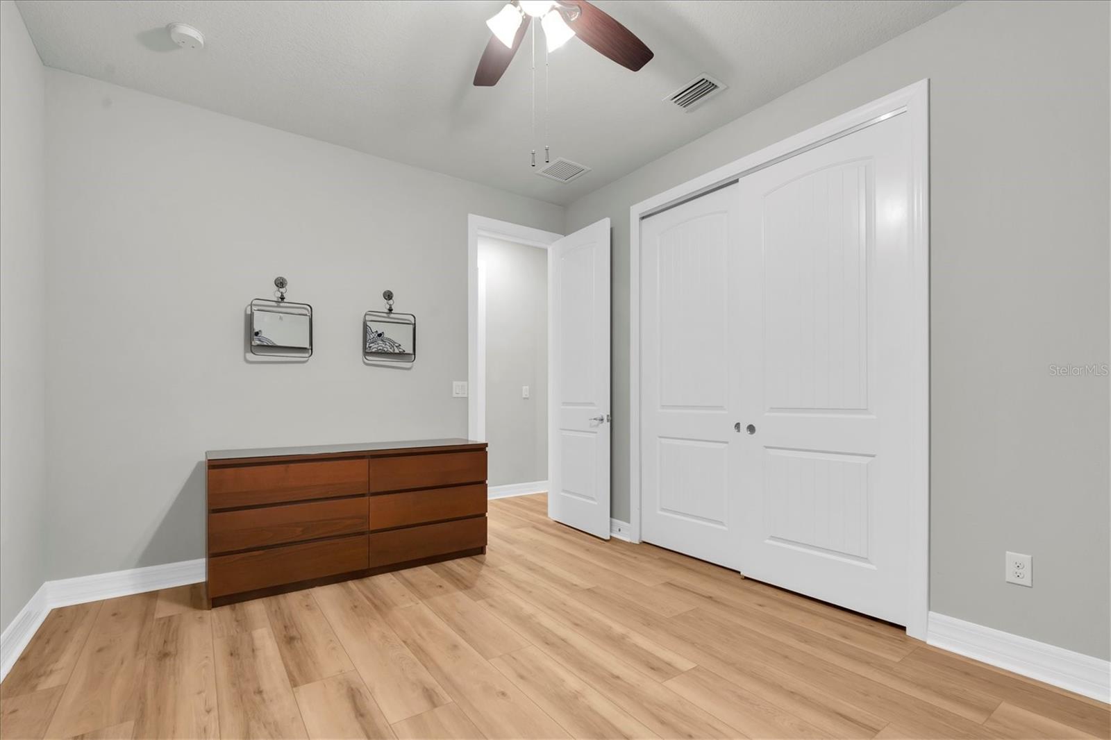 2264 LONG SPUR
