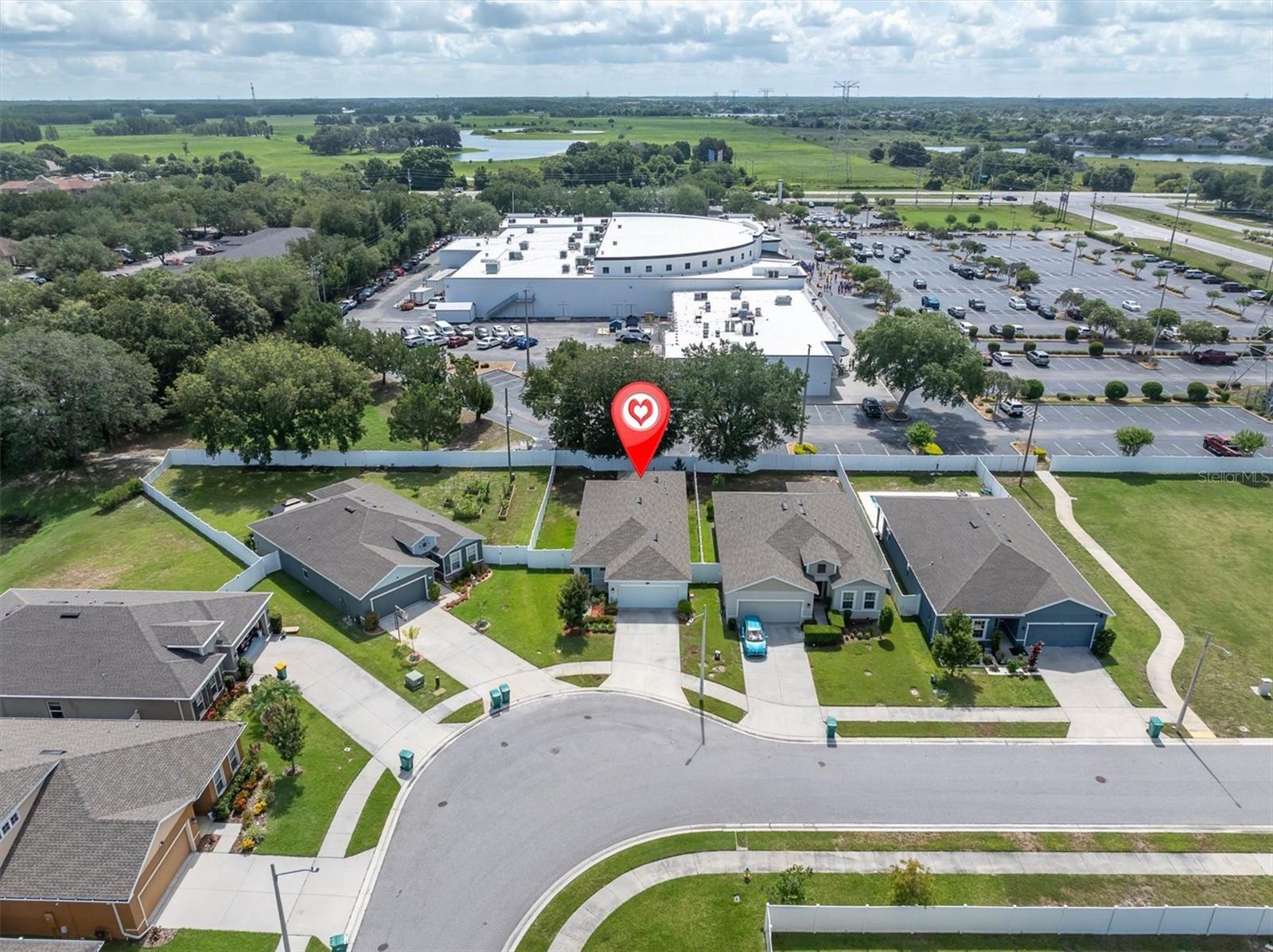 8867 PRAIRIE CREEK DR
