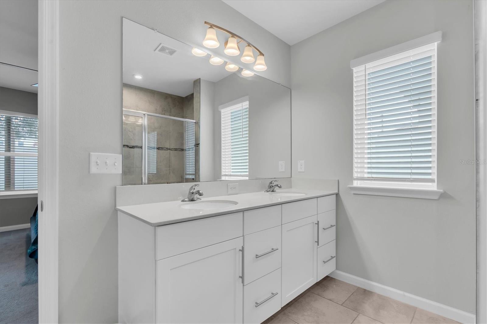 8867 PRAIRIE CREEK DR