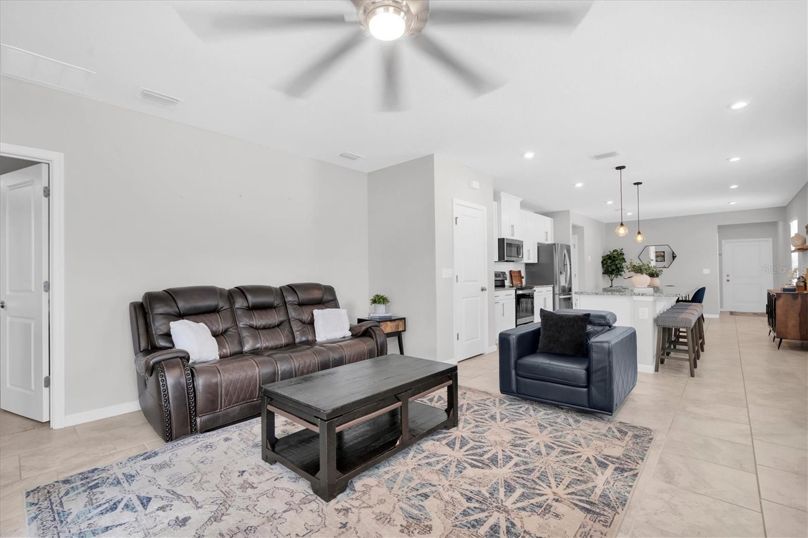 8867 PRAIRIE CREEK DR