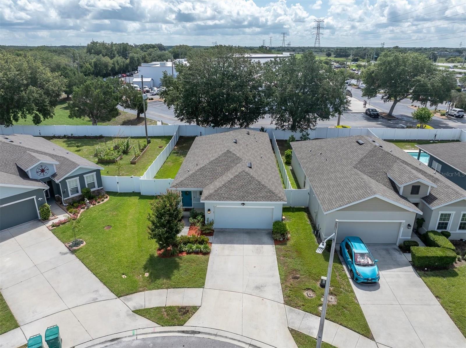 8867 PRAIRIE CREEK DR