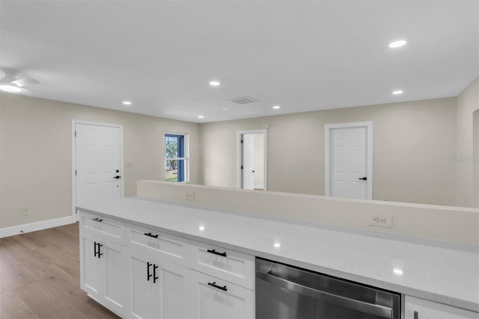 7256 PINEHURST DR