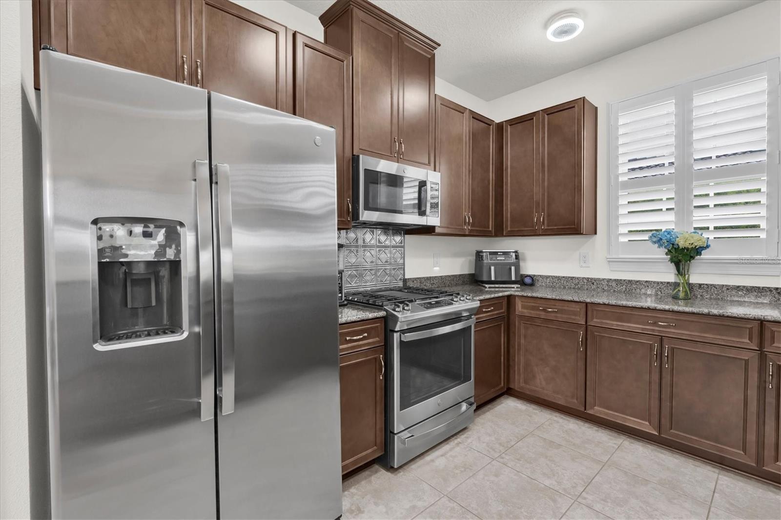 3142 FRANCOA DR