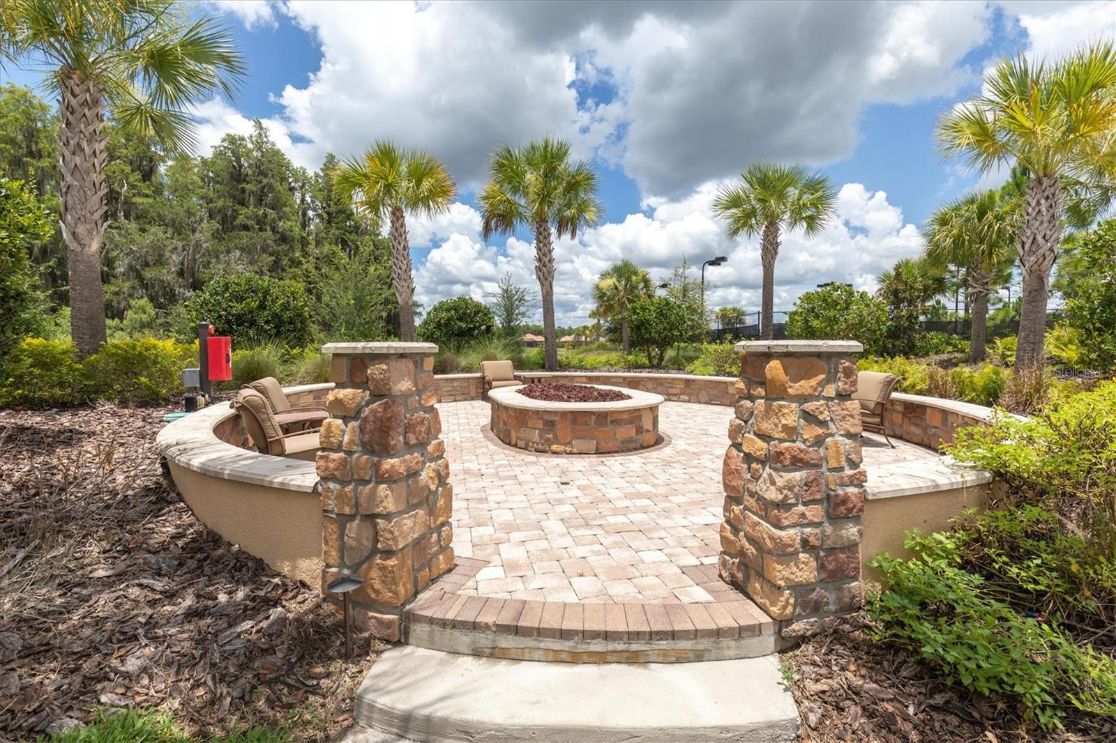 3142 FRANCOA DR