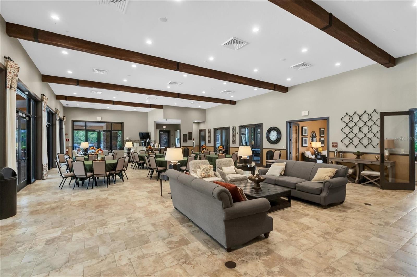 3142 FRANCOA DR