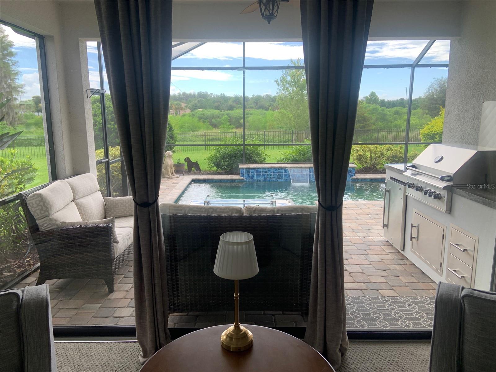 3142 FRANCOA DR