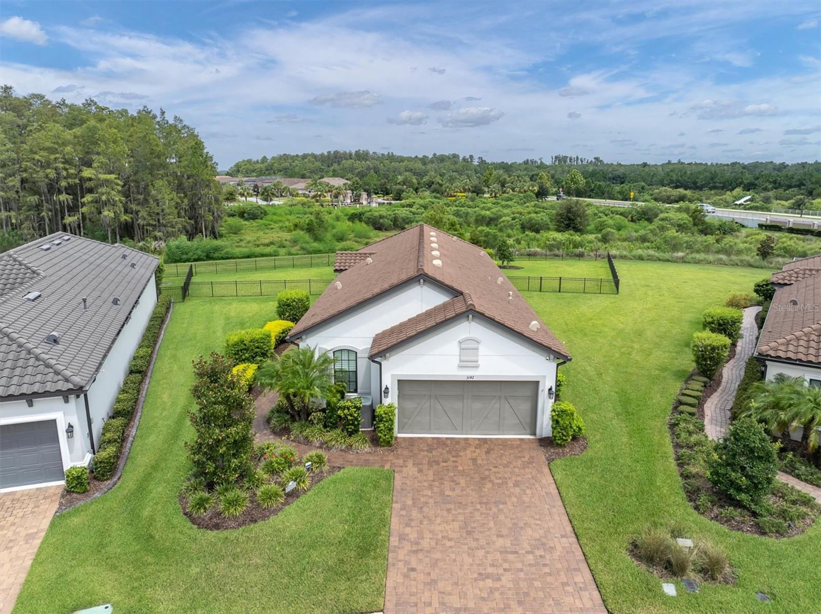 3142 FRANCOA DR