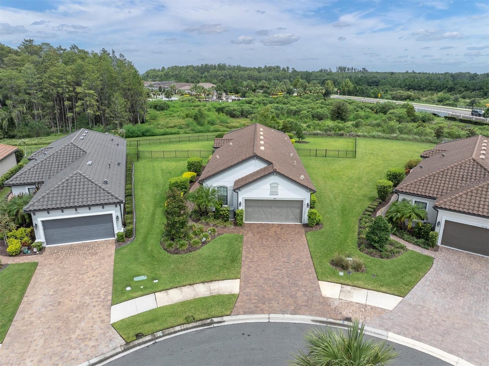 3142 FRANCOA DR