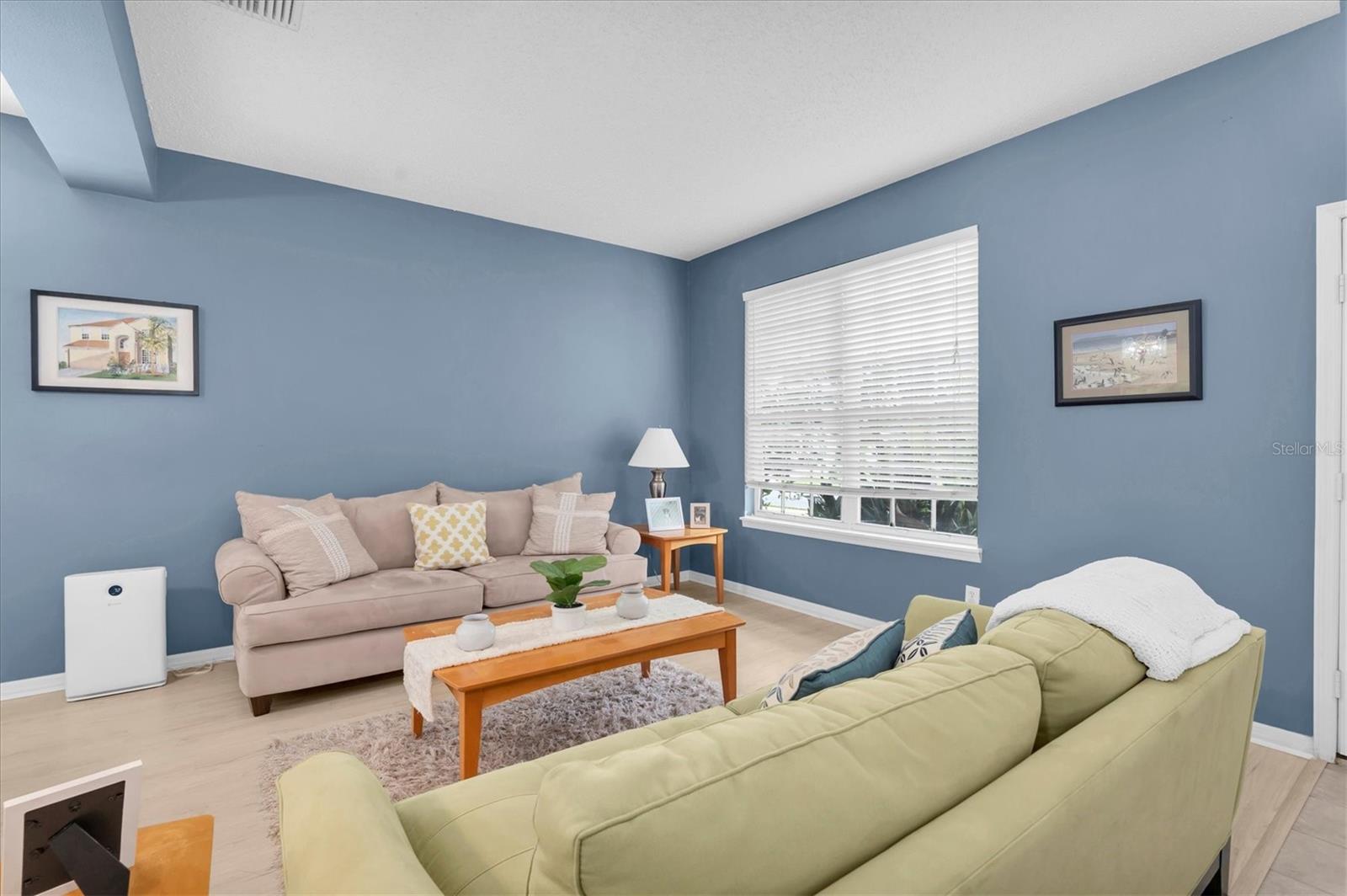 1746 ROSEROOT CT