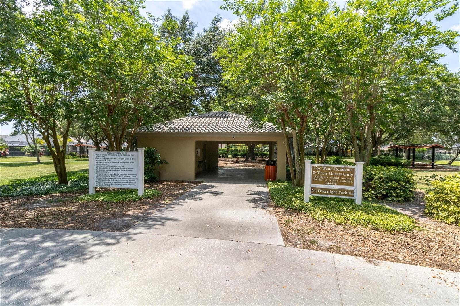 1746 ROSEROOT CT