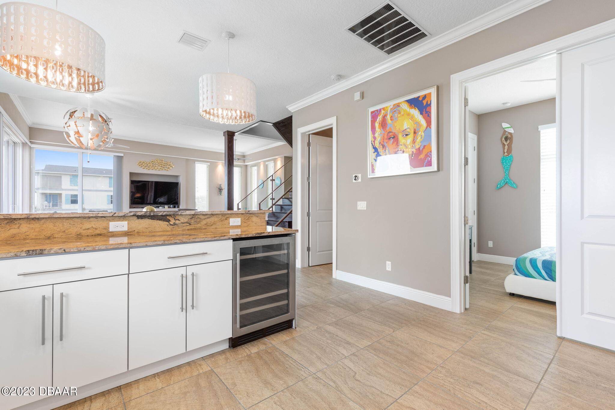 2711 N Ocean Shore Boulevard
