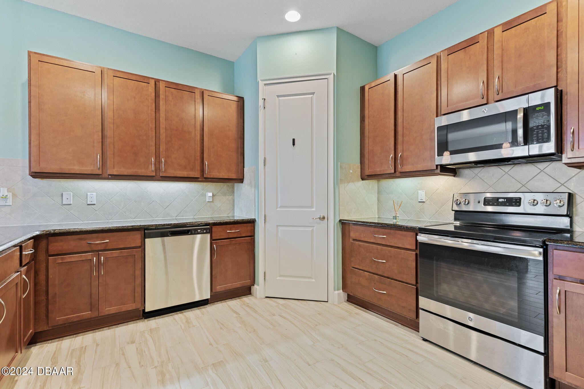 767 Aldenham Lane