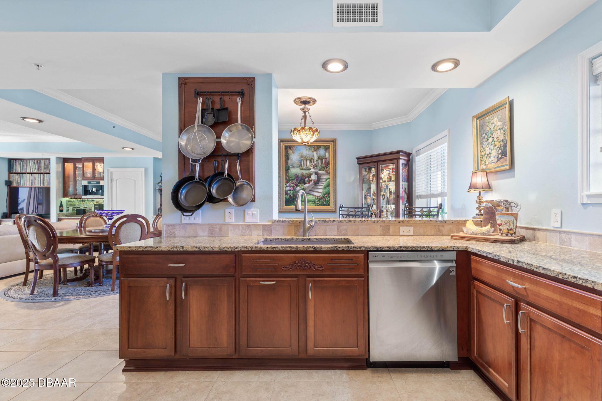102 Yacht Harbor Drive, 470