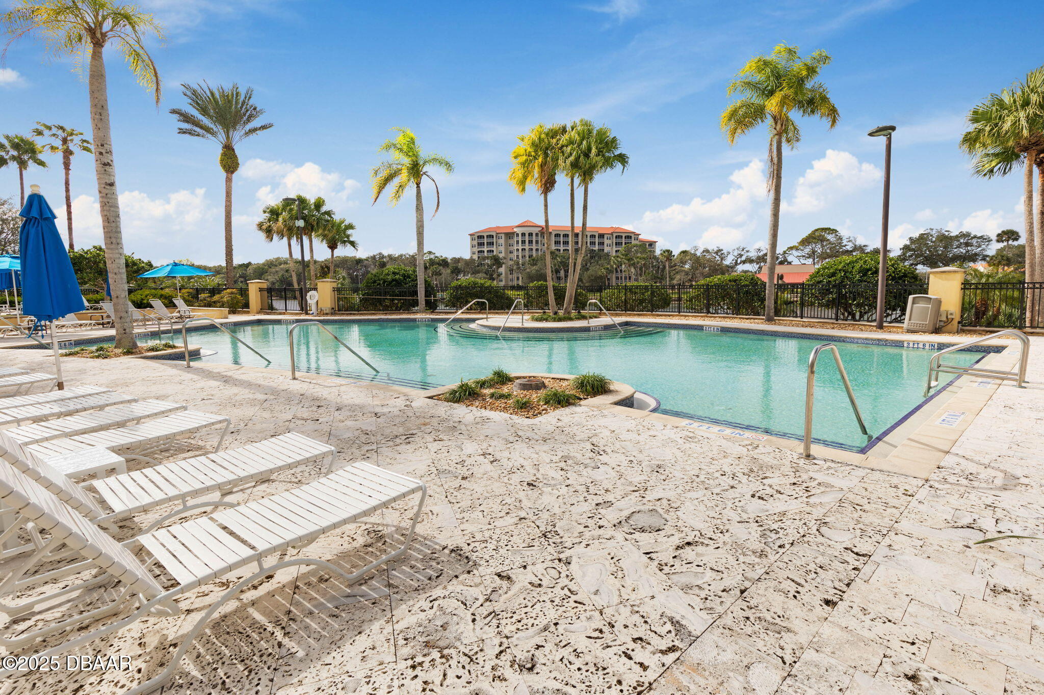 102 Yacht Harbor Drive, 470