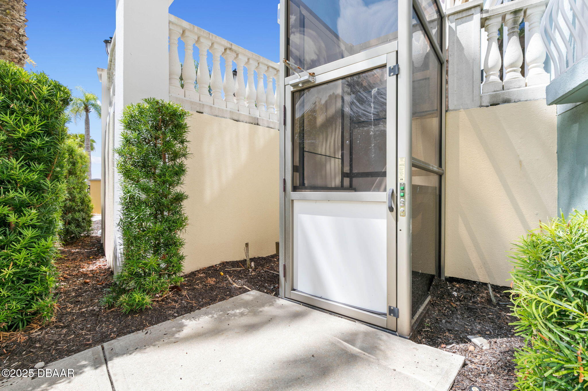 102 Yacht Harbor Drive, 470