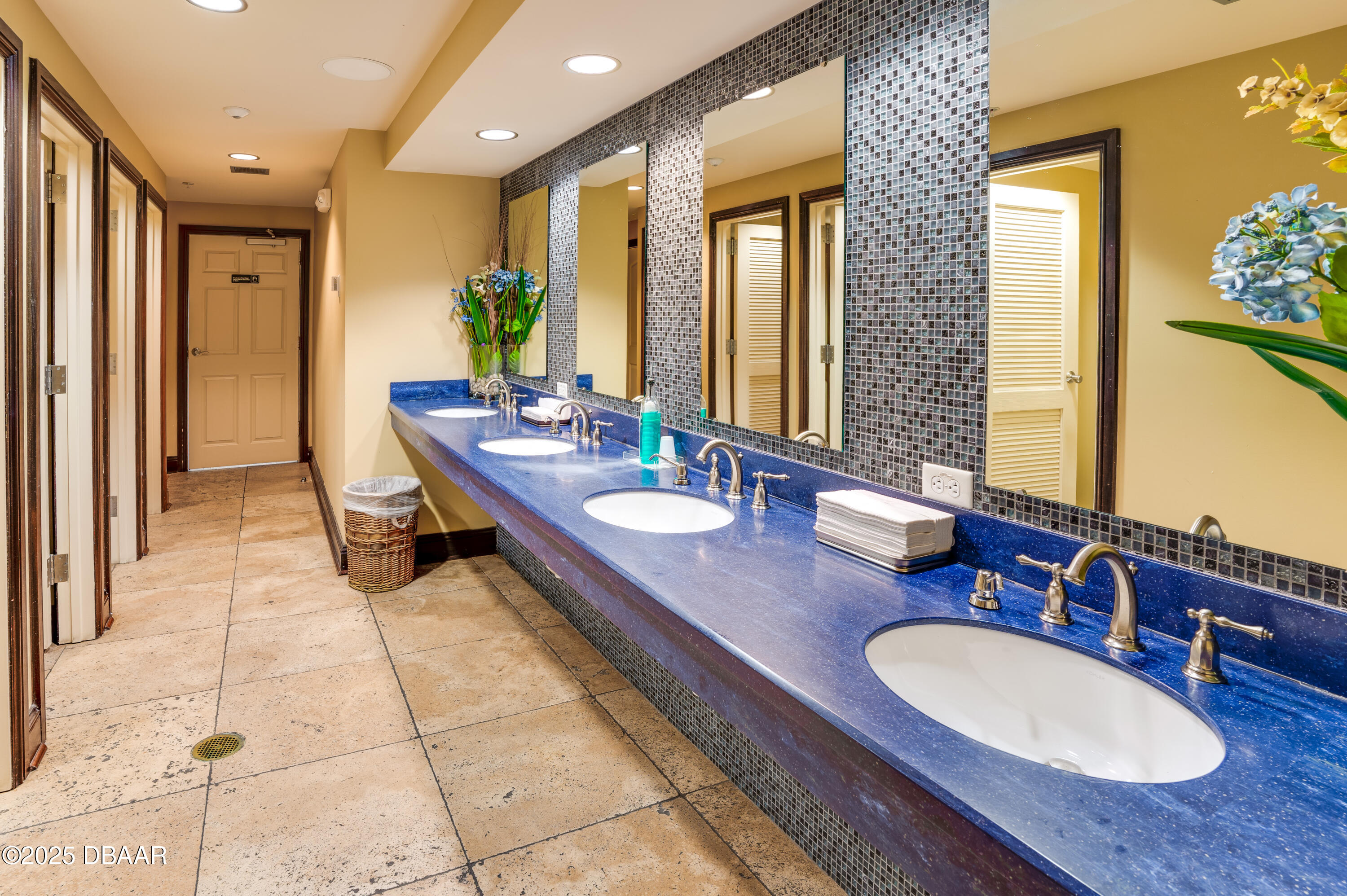 102 Yacht Harbor Drive, 470