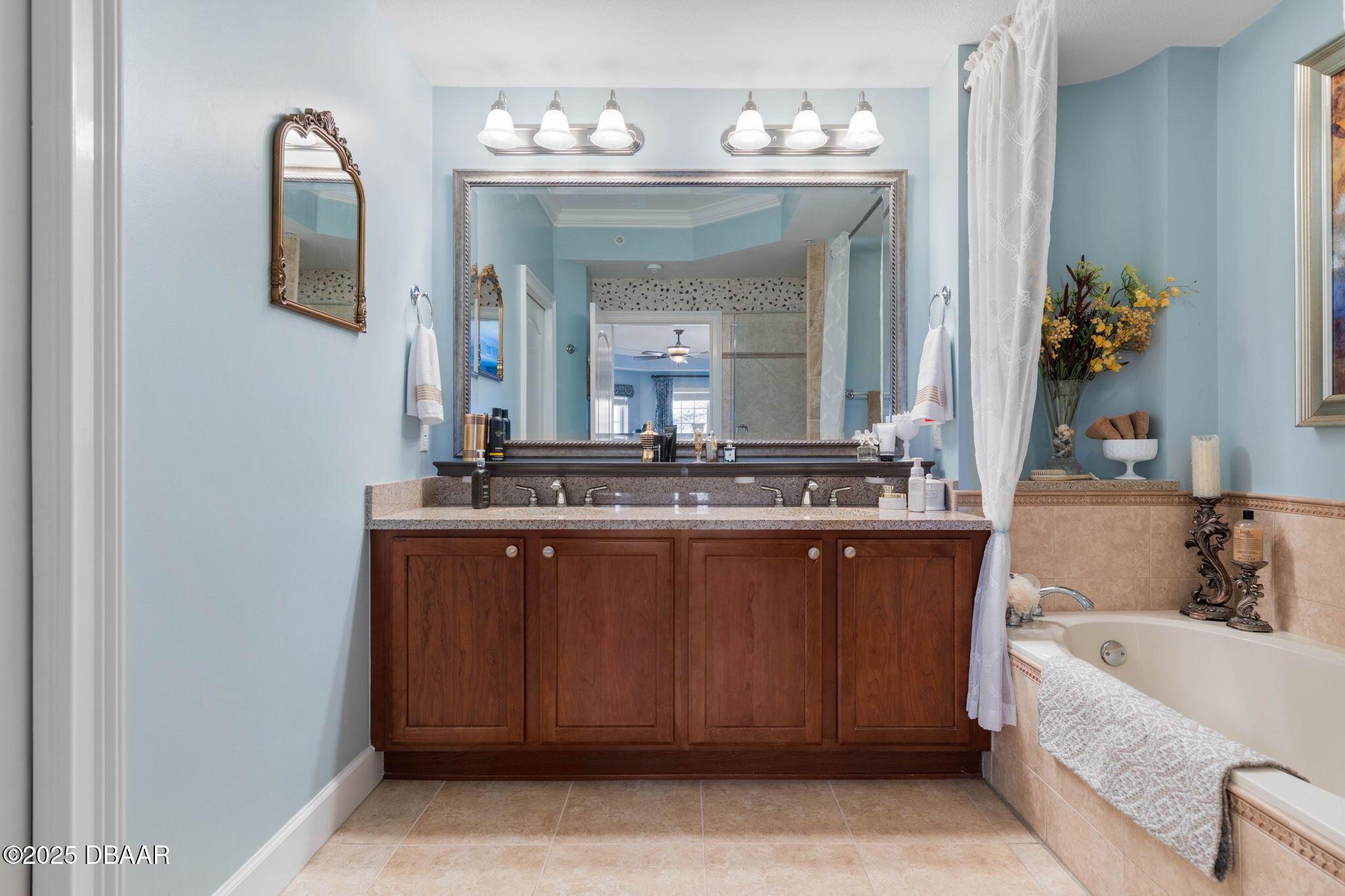102 Yacht Harbor Drive, 470