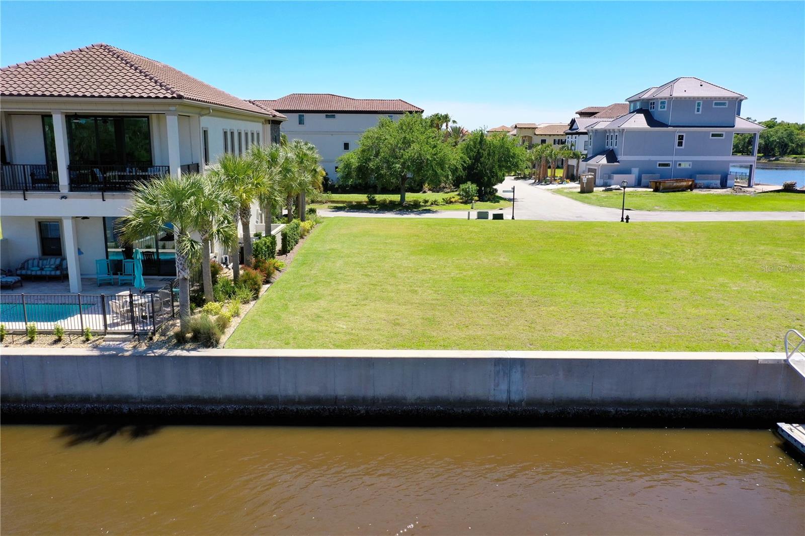 14 SPINAKER CIR