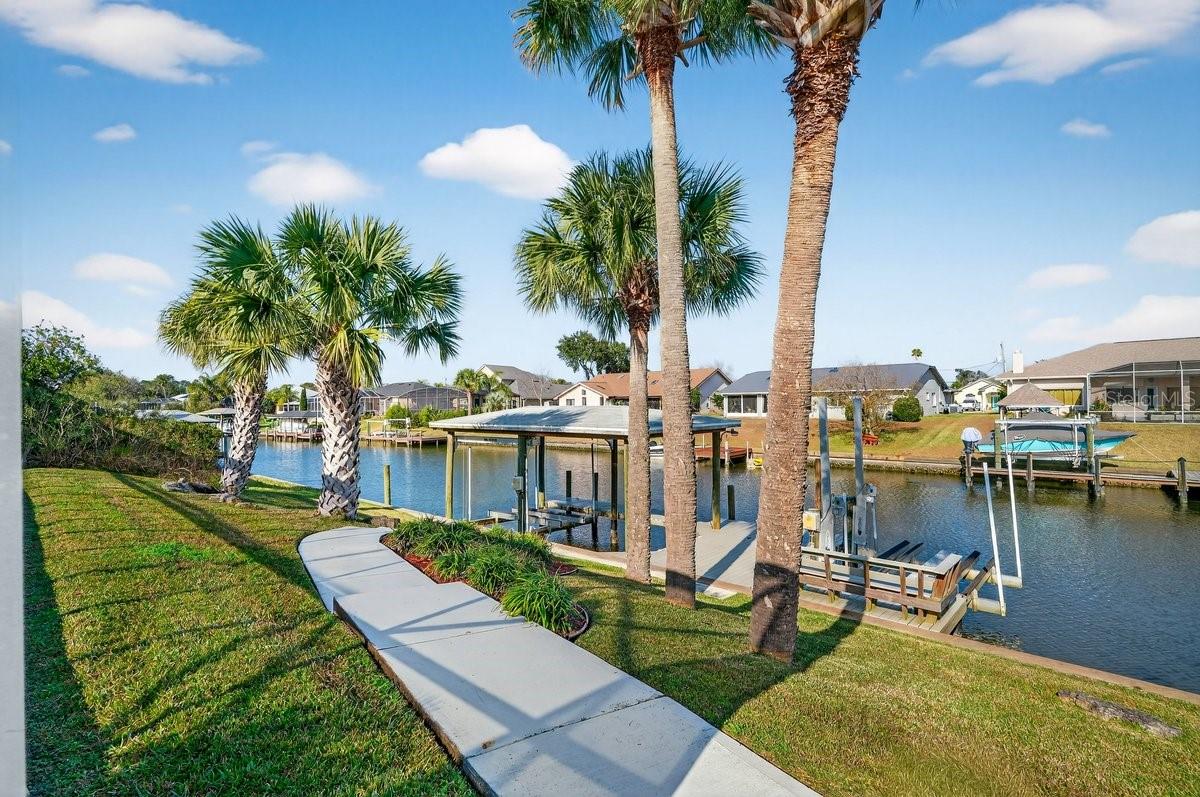 10 FLEMING CT