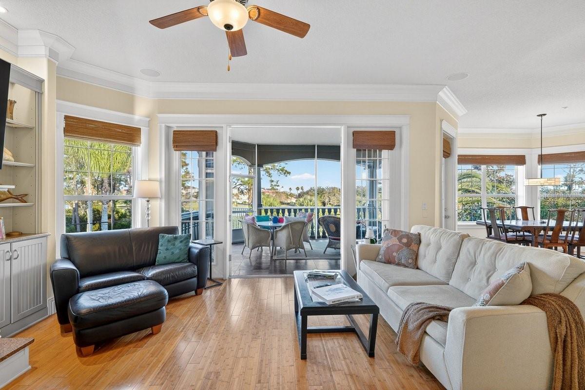 29 OAK VIEW CIR E
