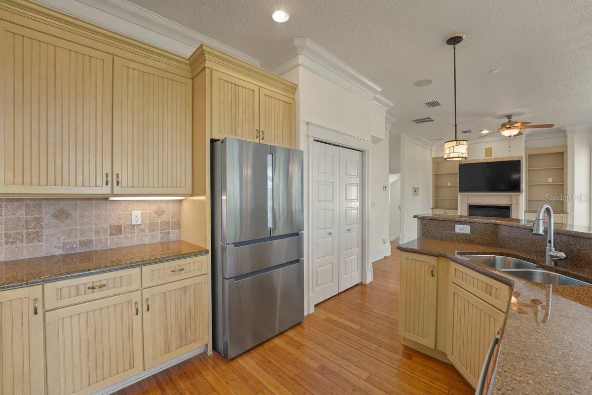 29 OAK VIEW CIR E