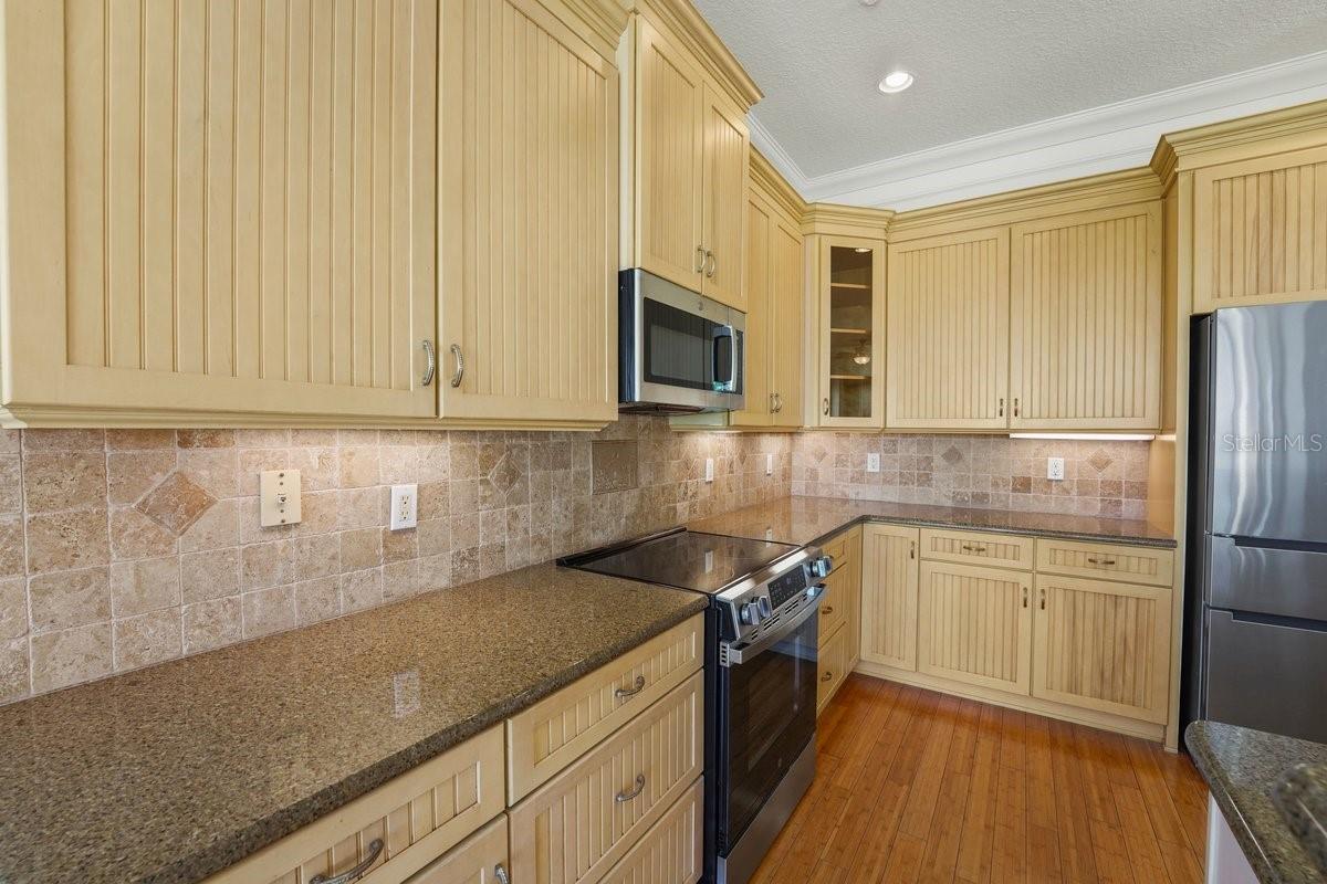 29 OAK VIEW CIR E