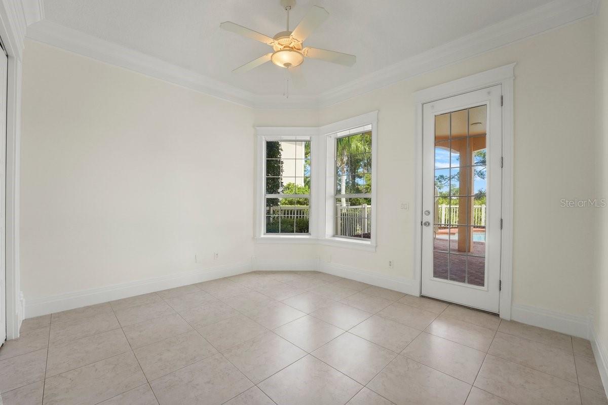 29 OAK VIEW CIR E