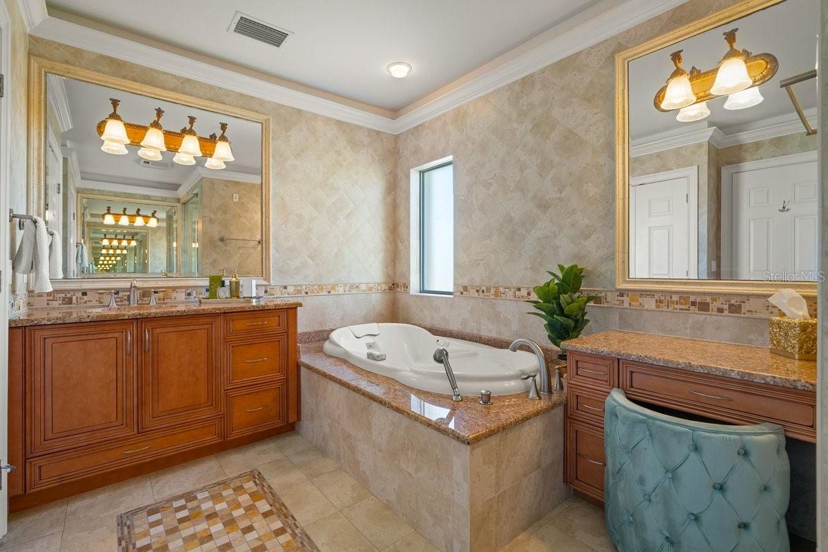11 OCEAN DUNE CIR