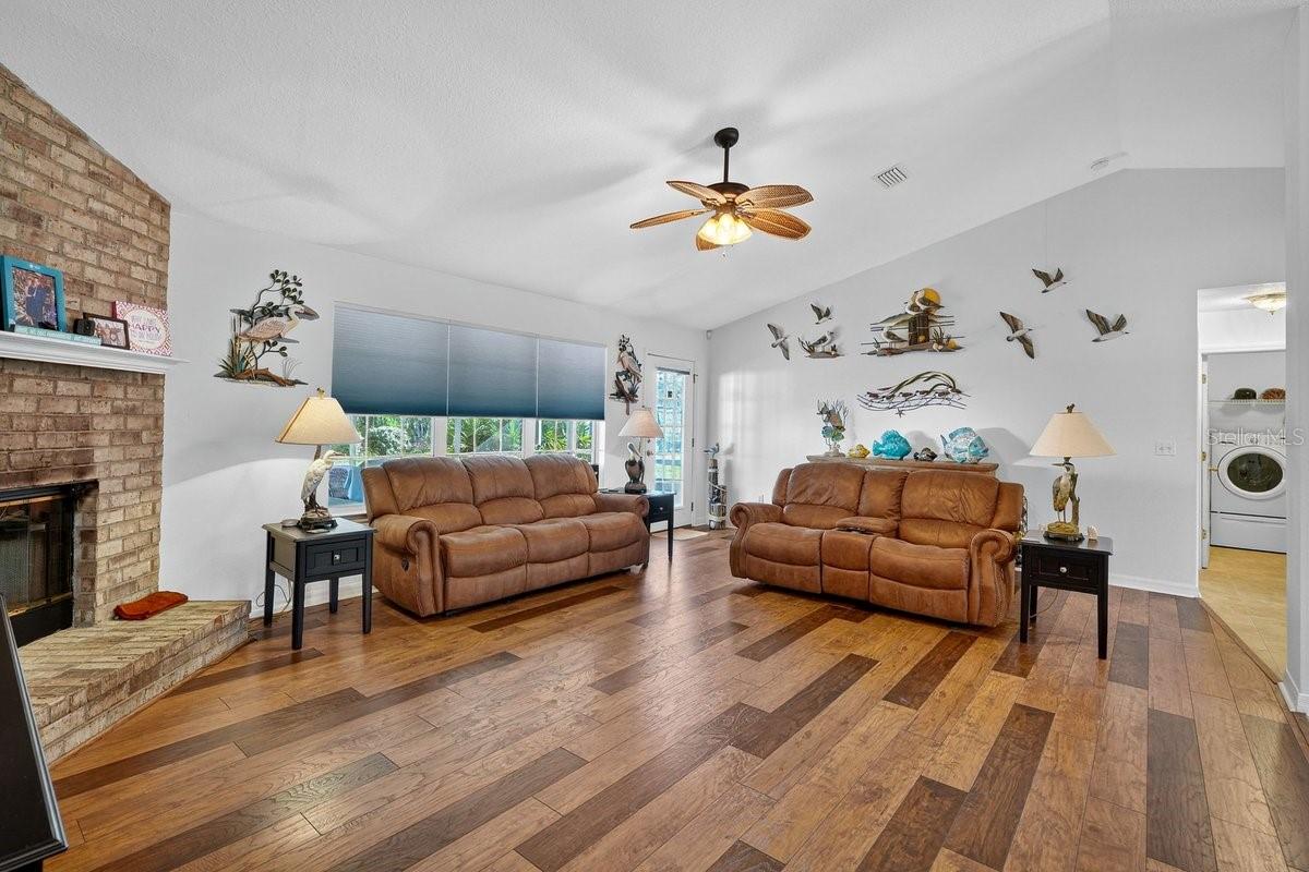 89 ROBINSON DR