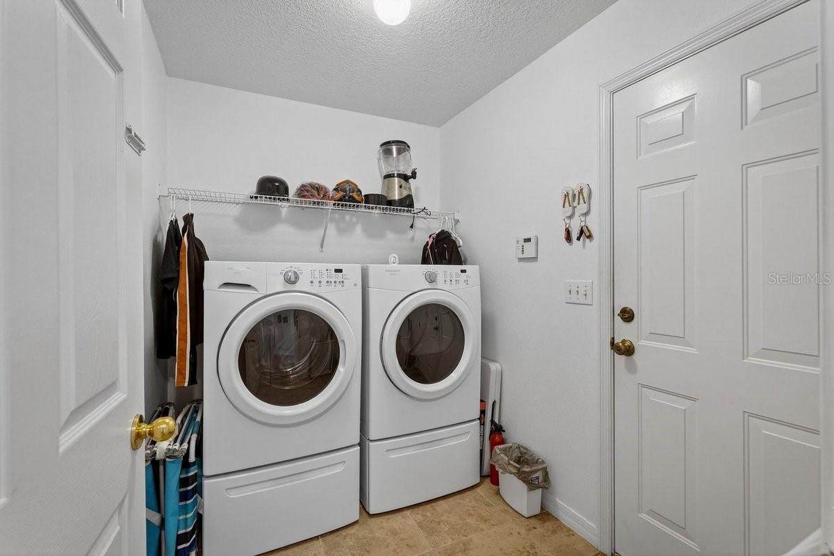 89 ROBINSON DR