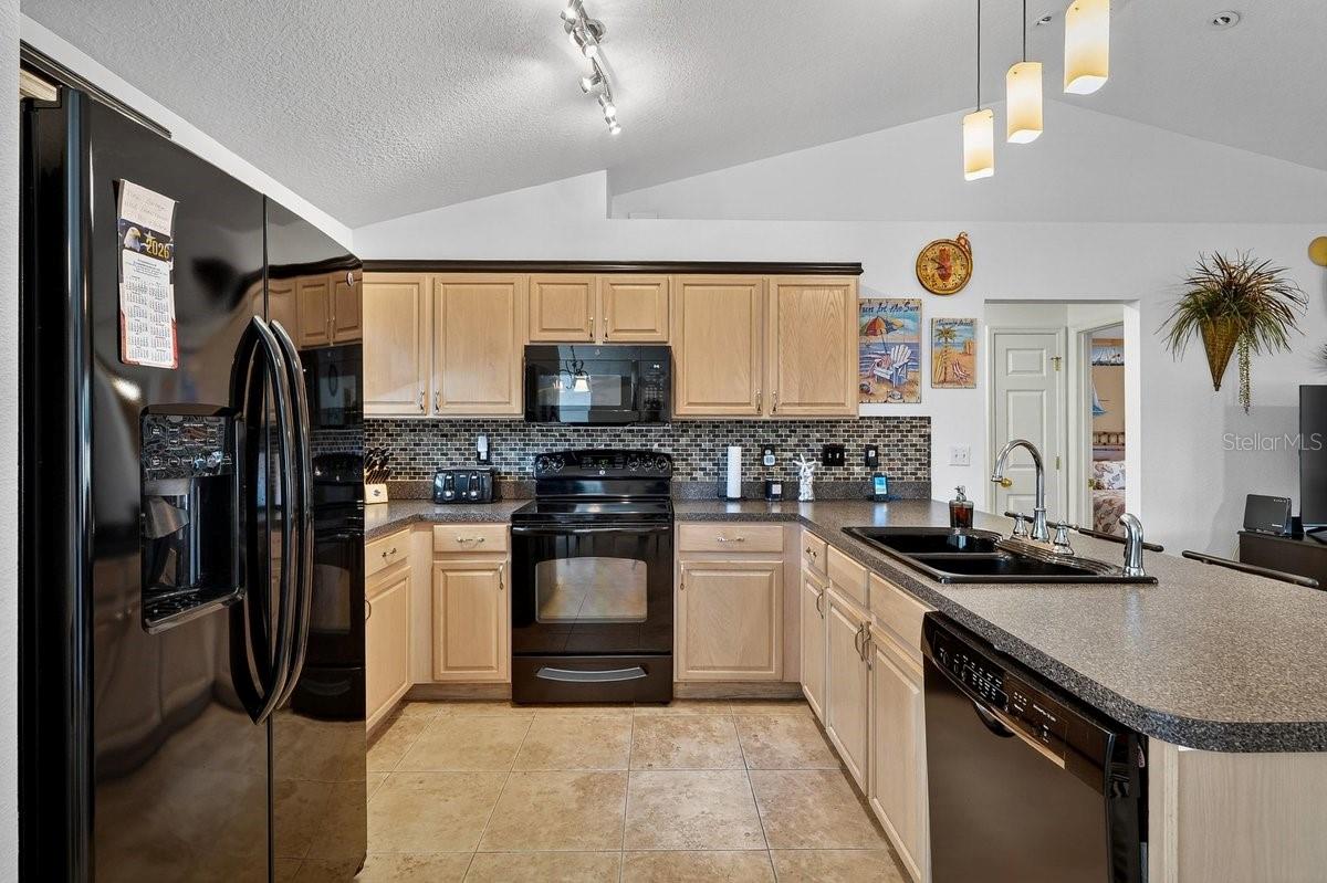89 ROBINSON DR