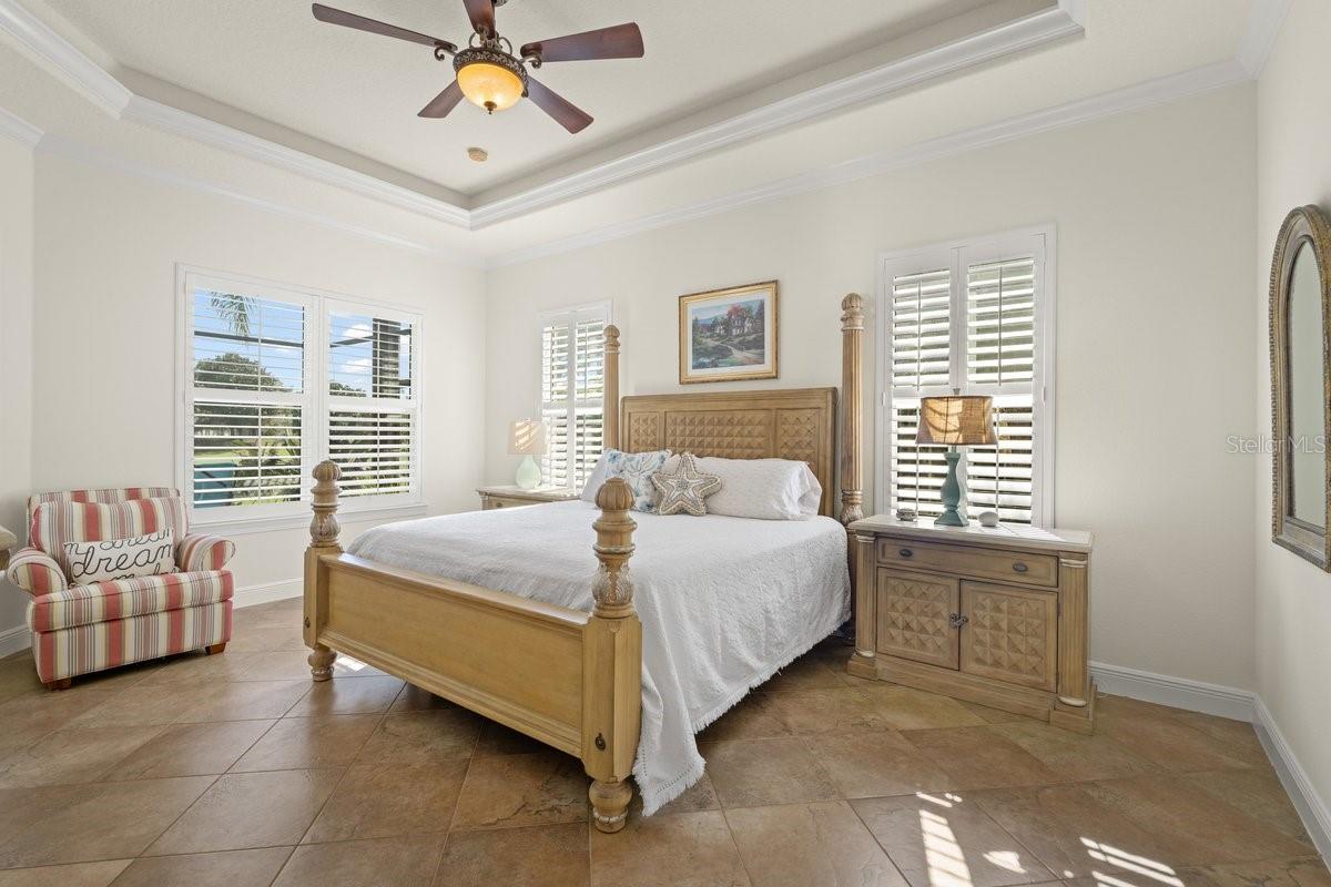 102 LAGARE ST
