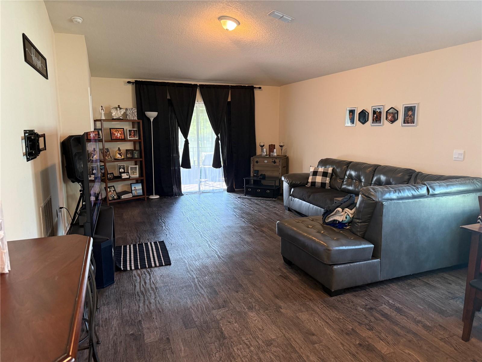 13 PINNACLE PL