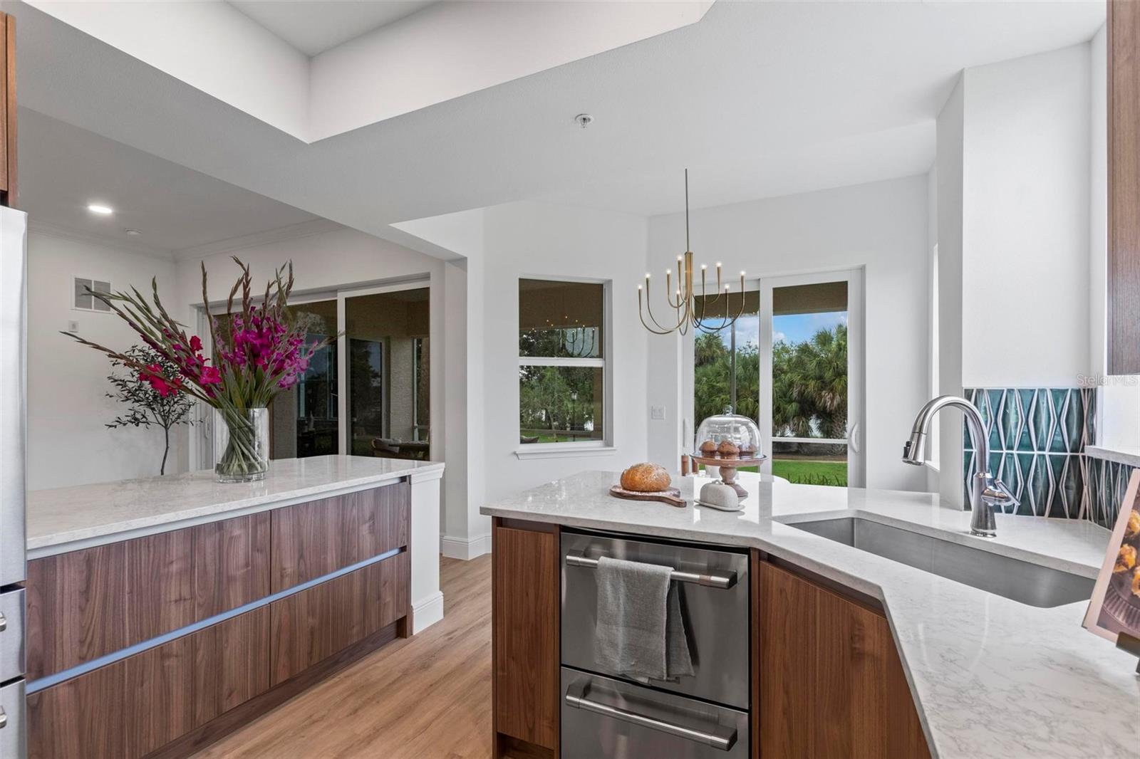 455 RIVERFRONT DR #A101