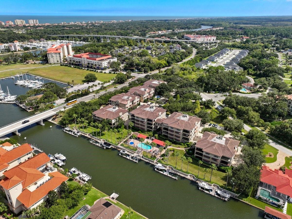 114 CLUB HOUSE DR #305
