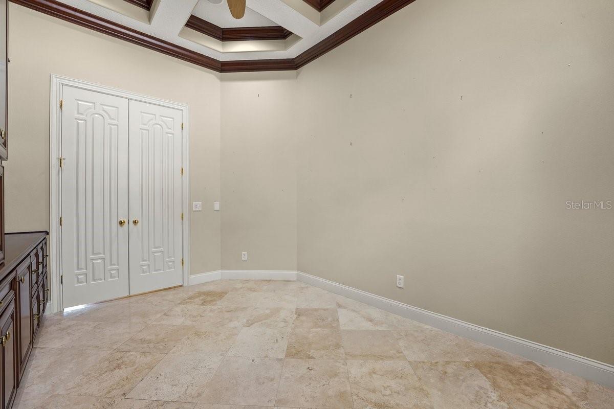 56 OAK VIEW CIR W