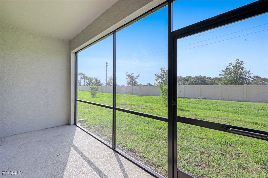 14207 Pine Lodge LN