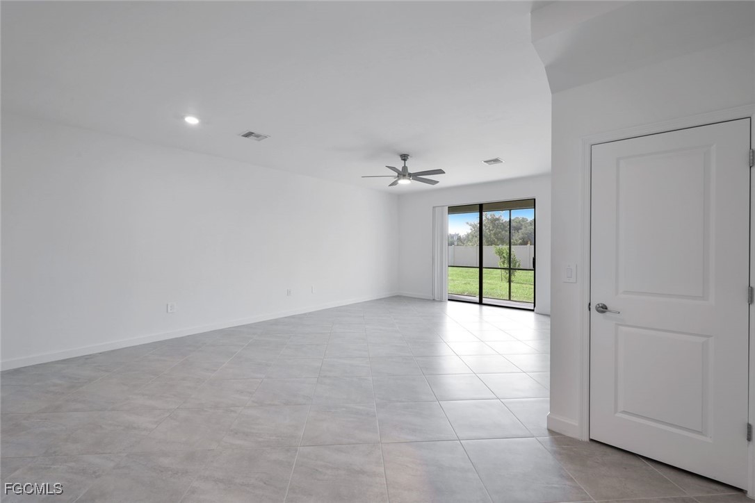 14207 Pine Lodge LN