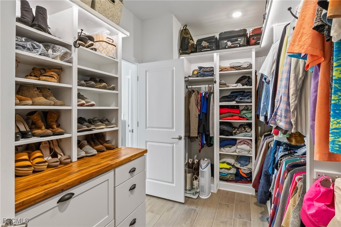 10853 Timber Creek DR