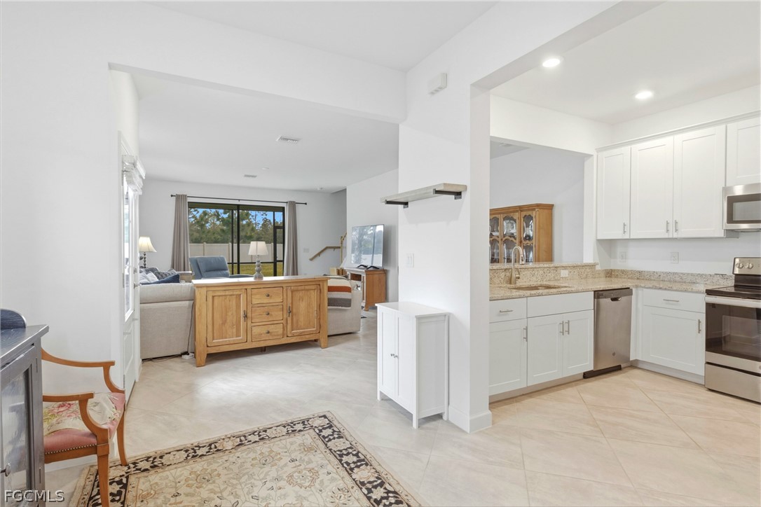 14089 Pine Lodge LN
