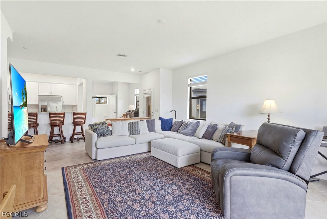 14089 Pine Lodge LN