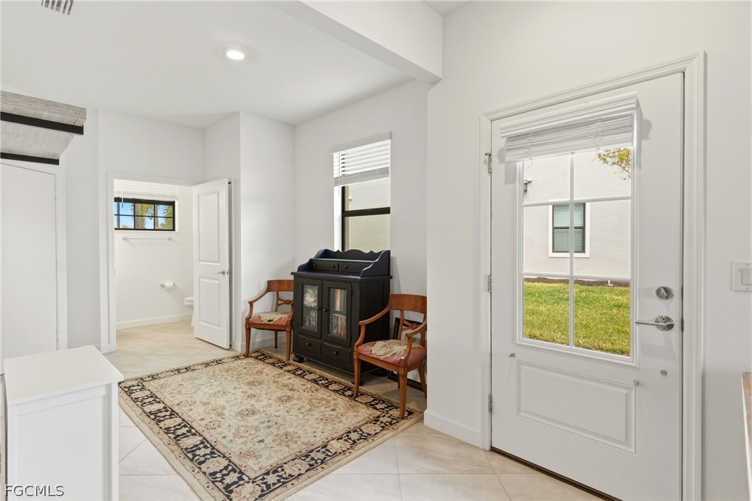 14089 Pine Lodge LN
